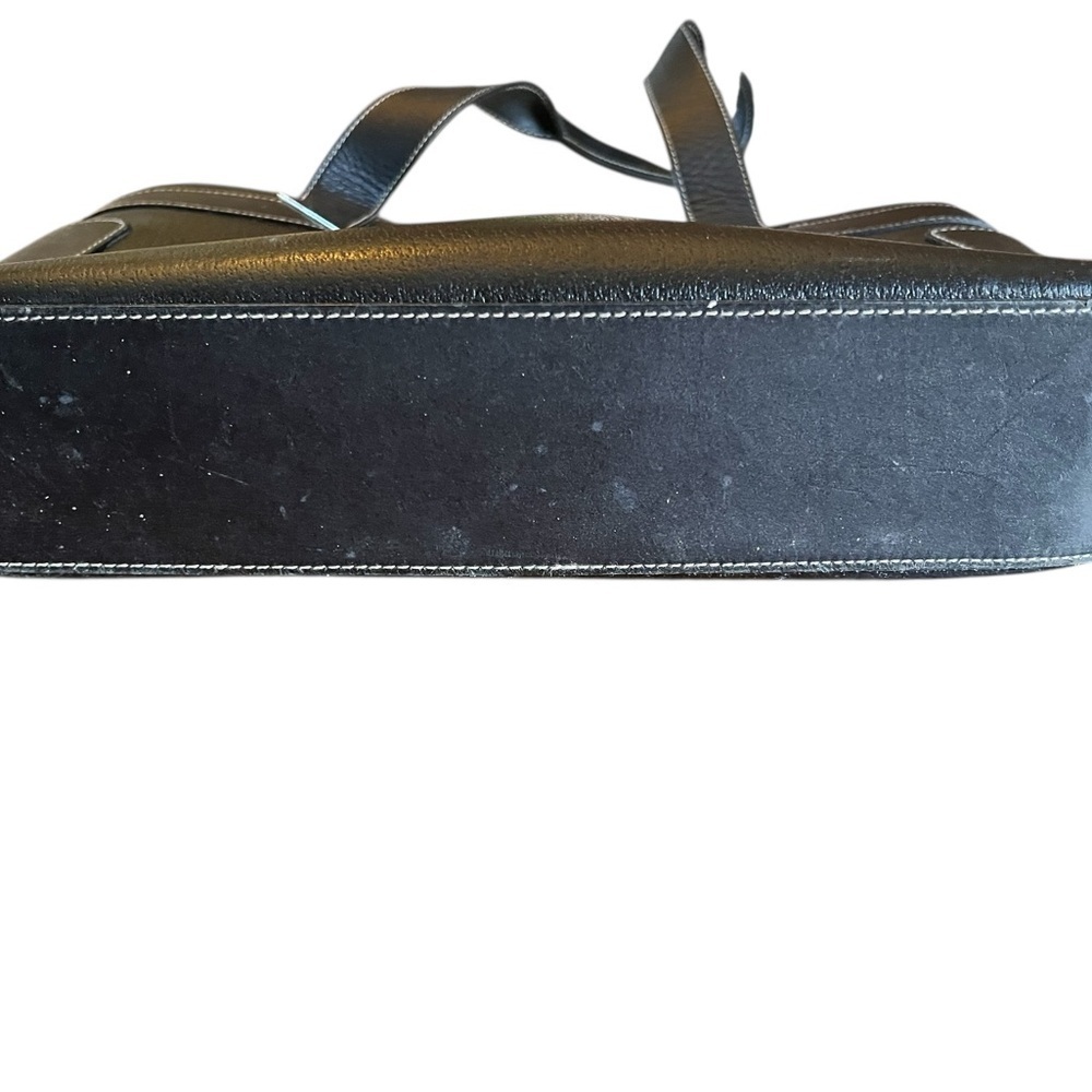Gucci Rare Black Leather Bag with Silvertone Accents - Picture 12 of 13